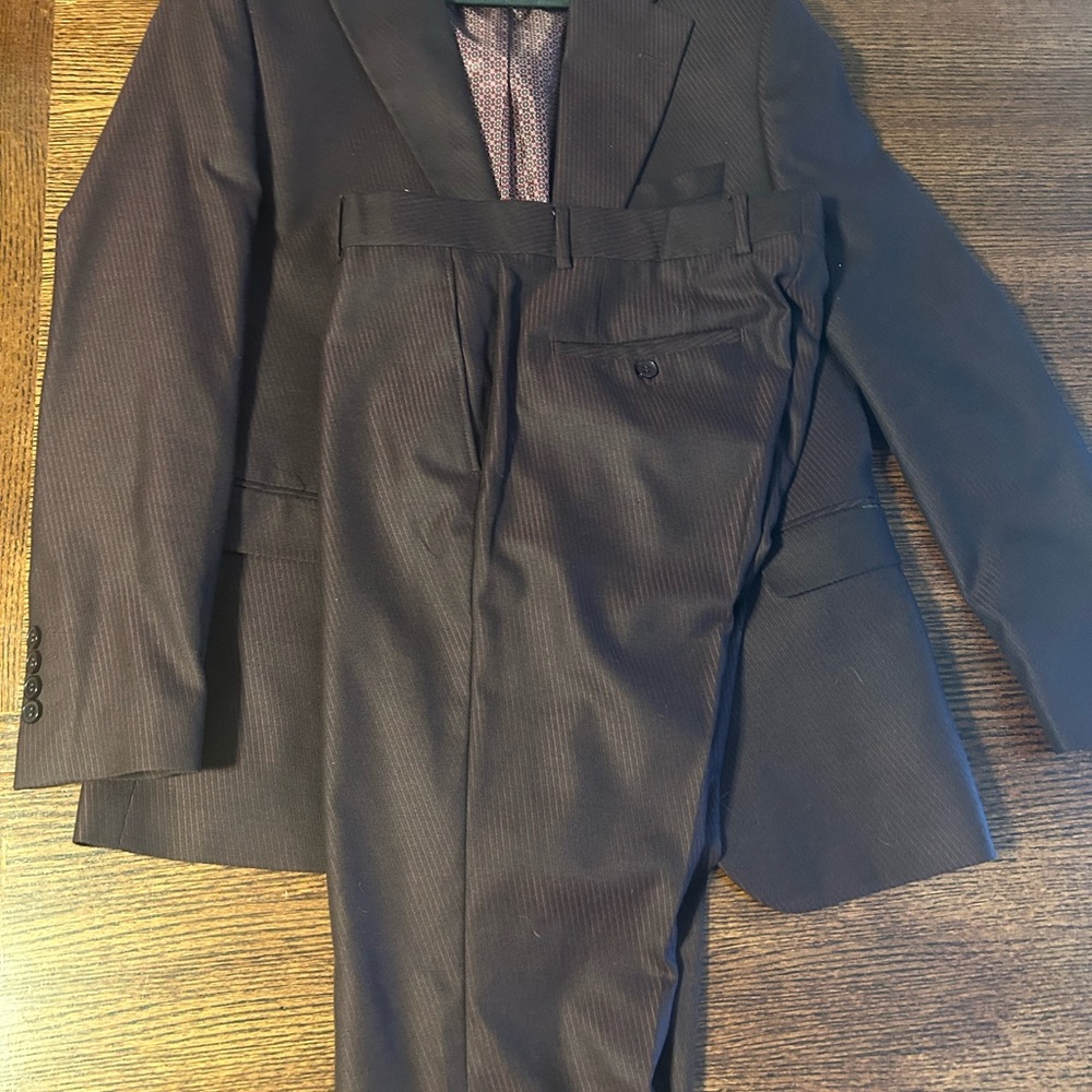 Classic Maroon Men Suit
